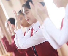 空乘專業學生禮儀課