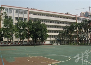 大慶市蒙妮坦中等職業技術學校